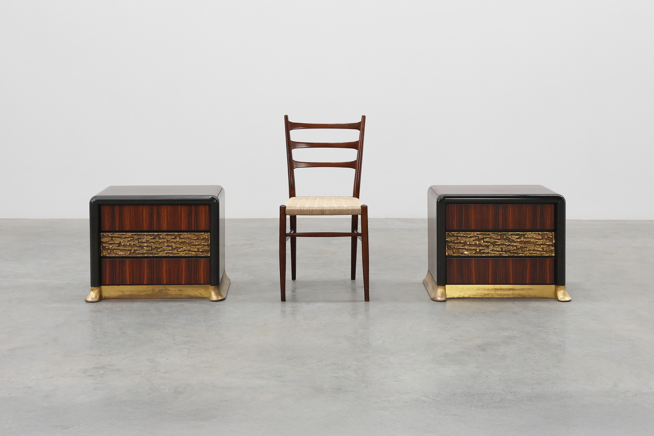 Rare Set of nightstands by Luciano Frigerio 'Desir&egrave;' with brass relief, Italy 1970'sthumbnail